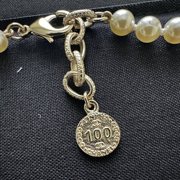 CHANEL Pearl Necklace 100th anniversary edition - Picture 3 of 6